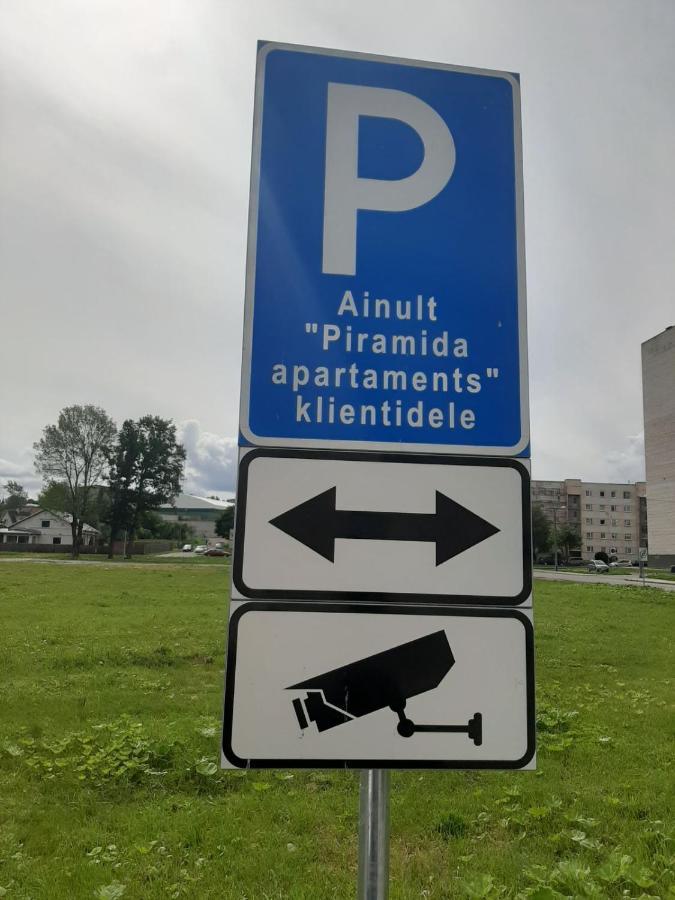 Piramida Apartments نارفا المظهر الخارجي الصورة