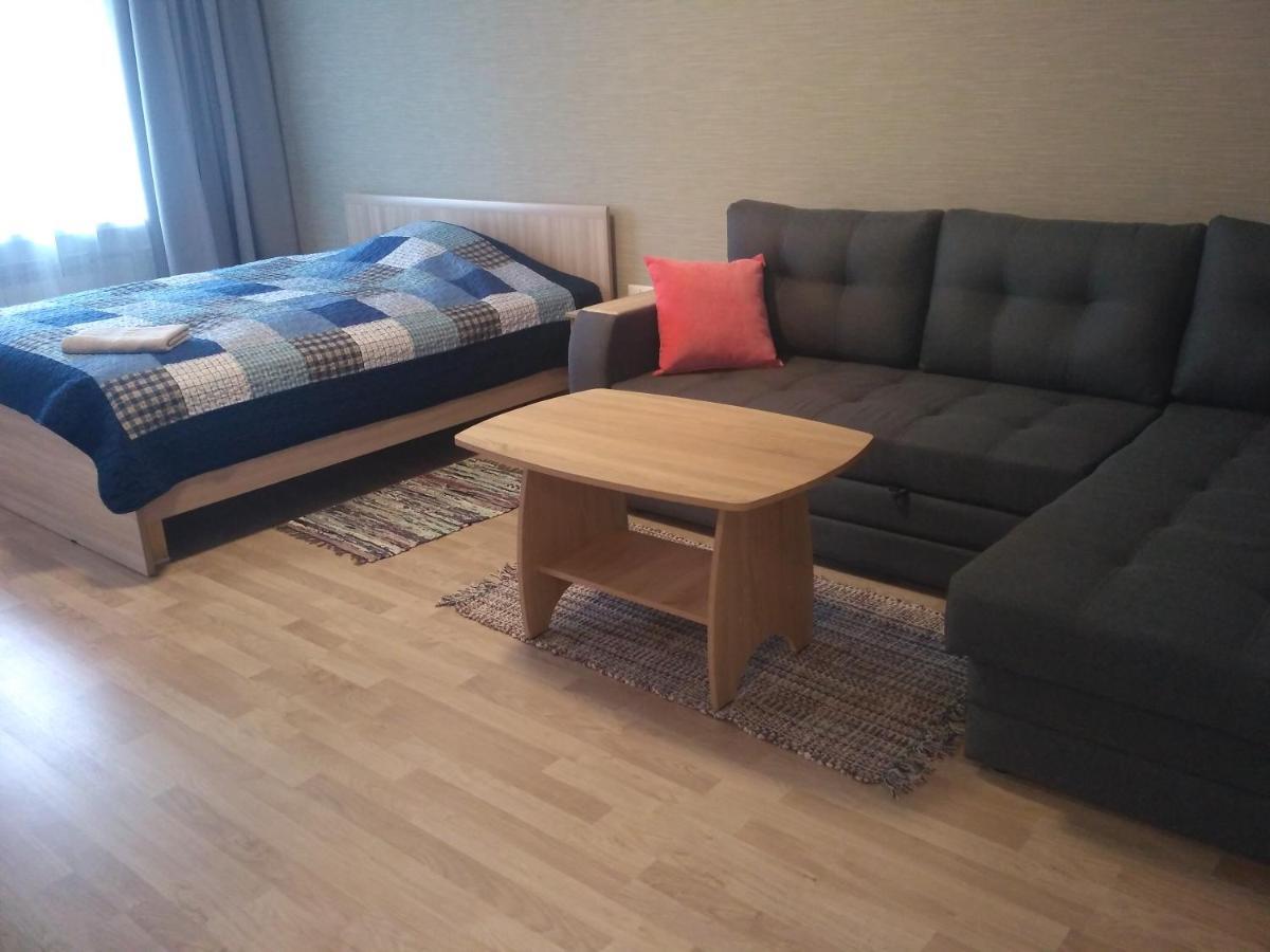 Piramida Apartments نارفا المظهر الخارجي الصورة