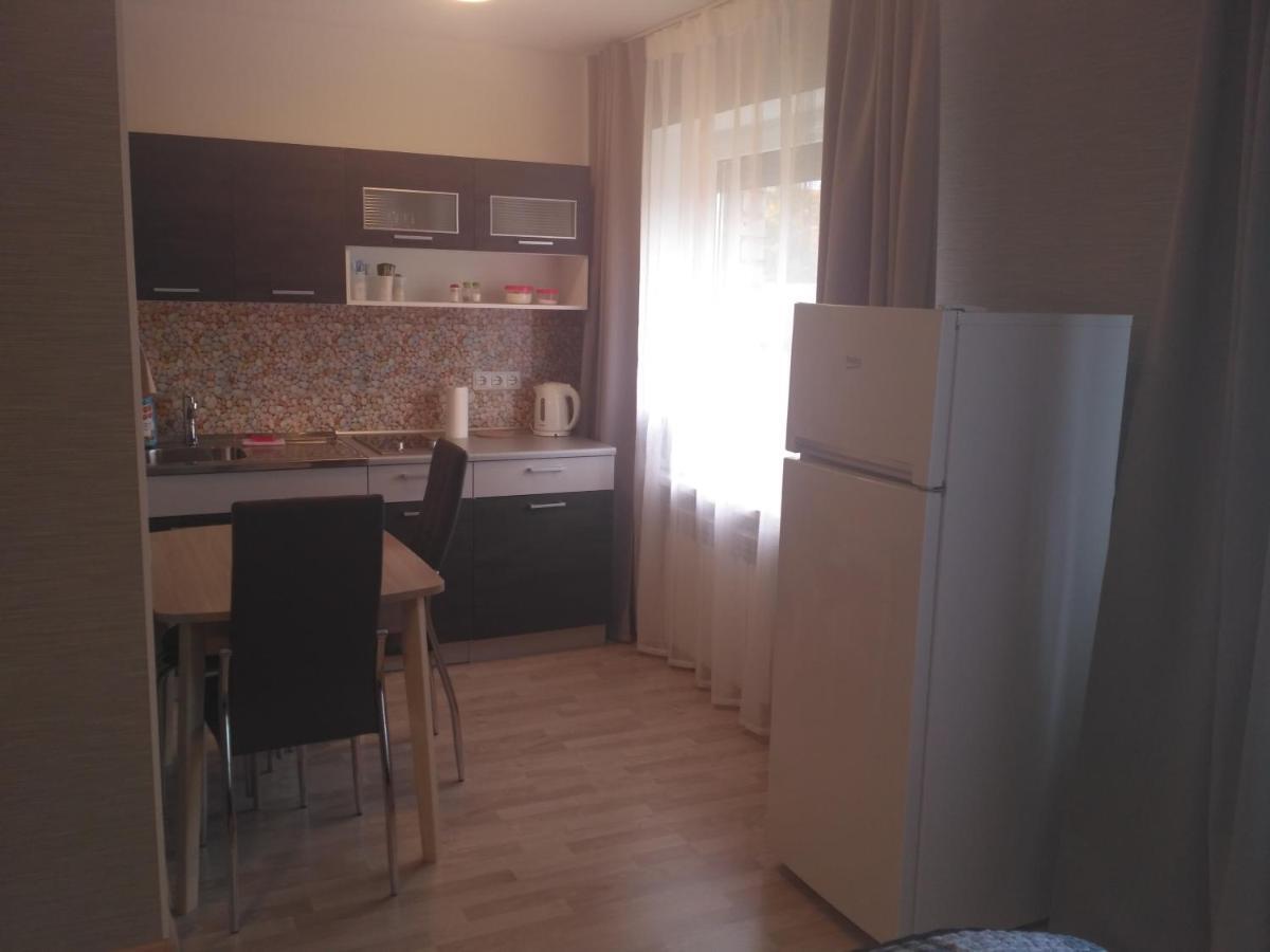 Piramida Apartments نارفا المظهر الخارجي الصورة