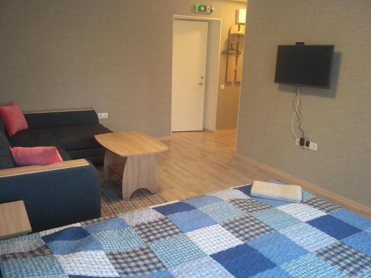 Piramida Apartments نارفا المظهر الخارجي الصورة